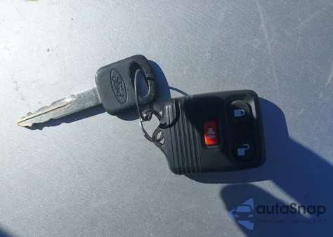 2014 Ford E-250 Commercial z USA, uszkodzony, nr VIN 1FTNE2EW8EDA63444